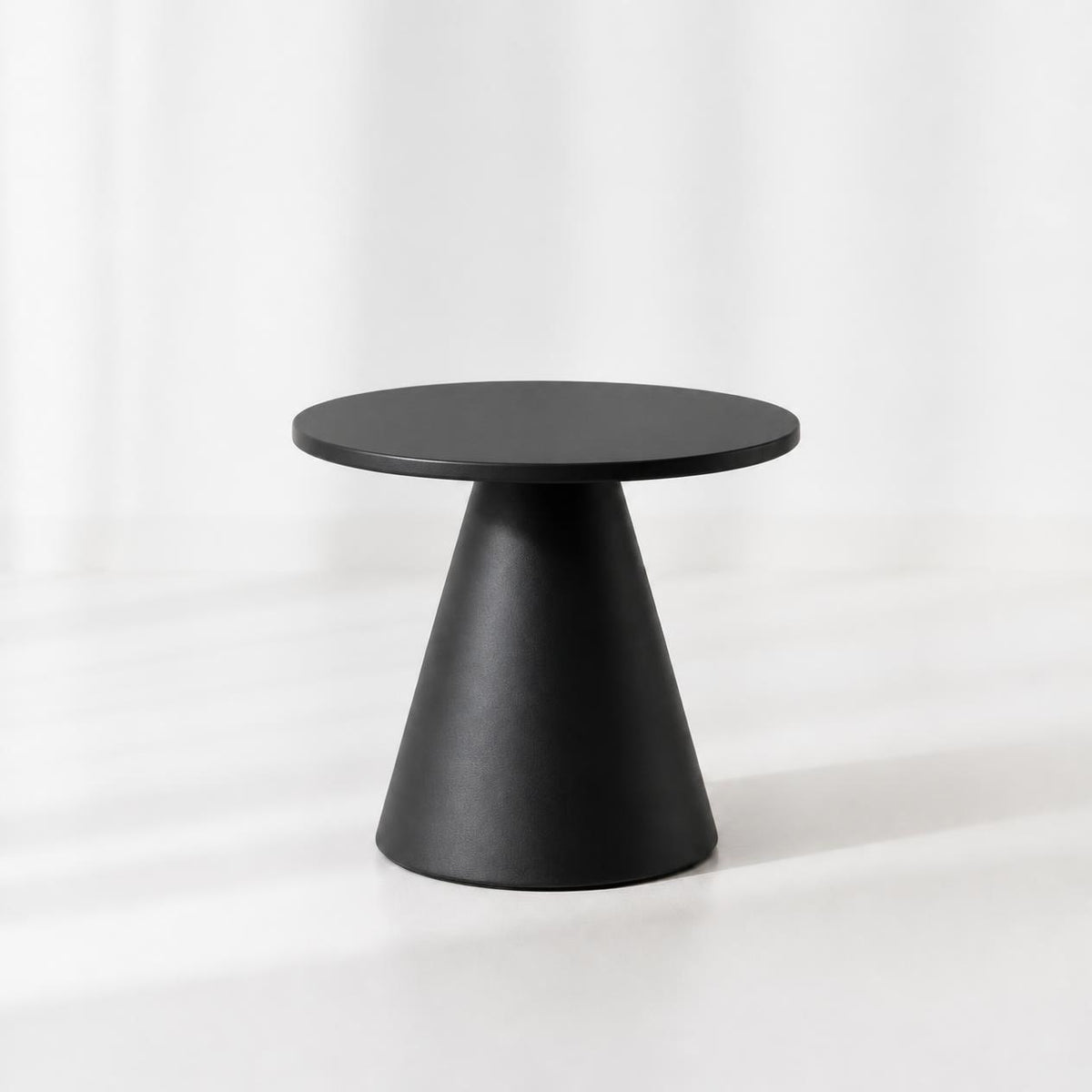 The CONIA N – Round Cone-Base Table