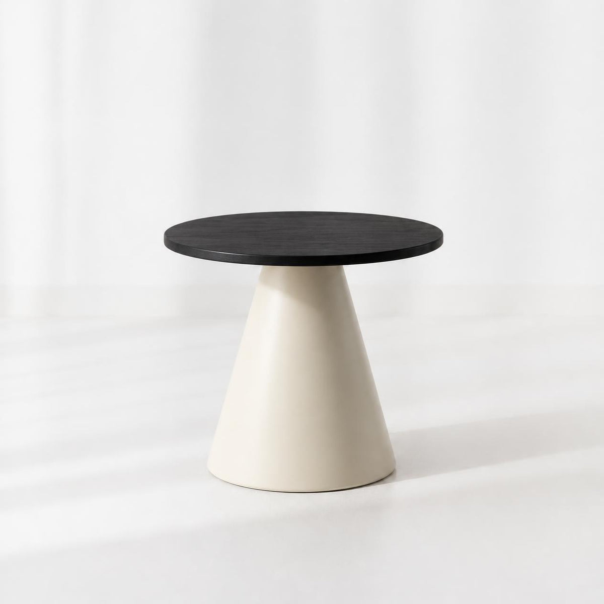 The CONIA N – Round Cone-Base Table