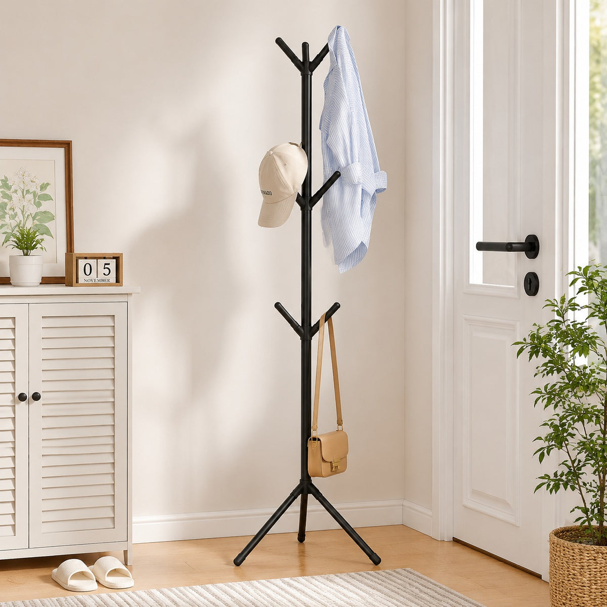 The TRIVO N tripod coat stand